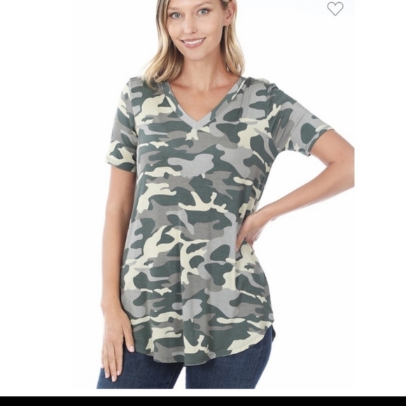 Zenana Outfitters Tops - V Neck Camo Top